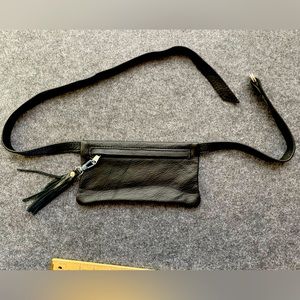 NEW Hand Made Leather Belt Bag - Black